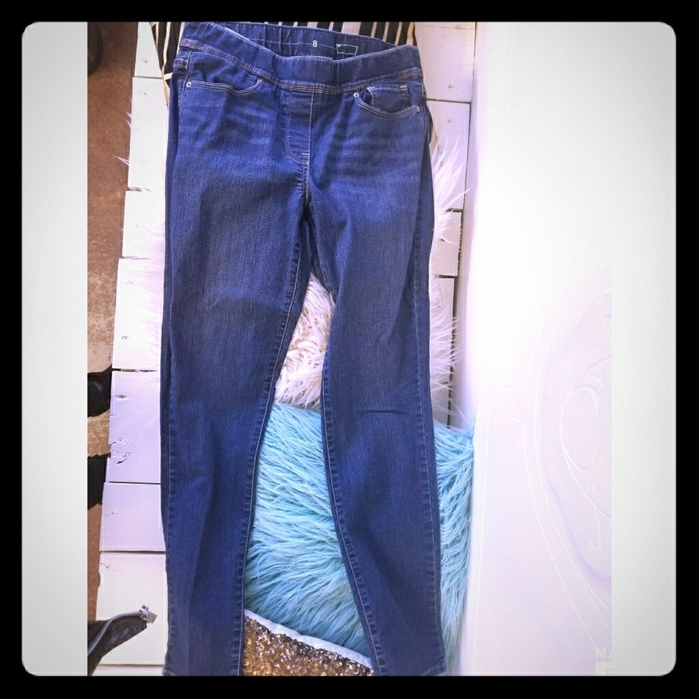 Levis Skinny Jeggings Size 8
